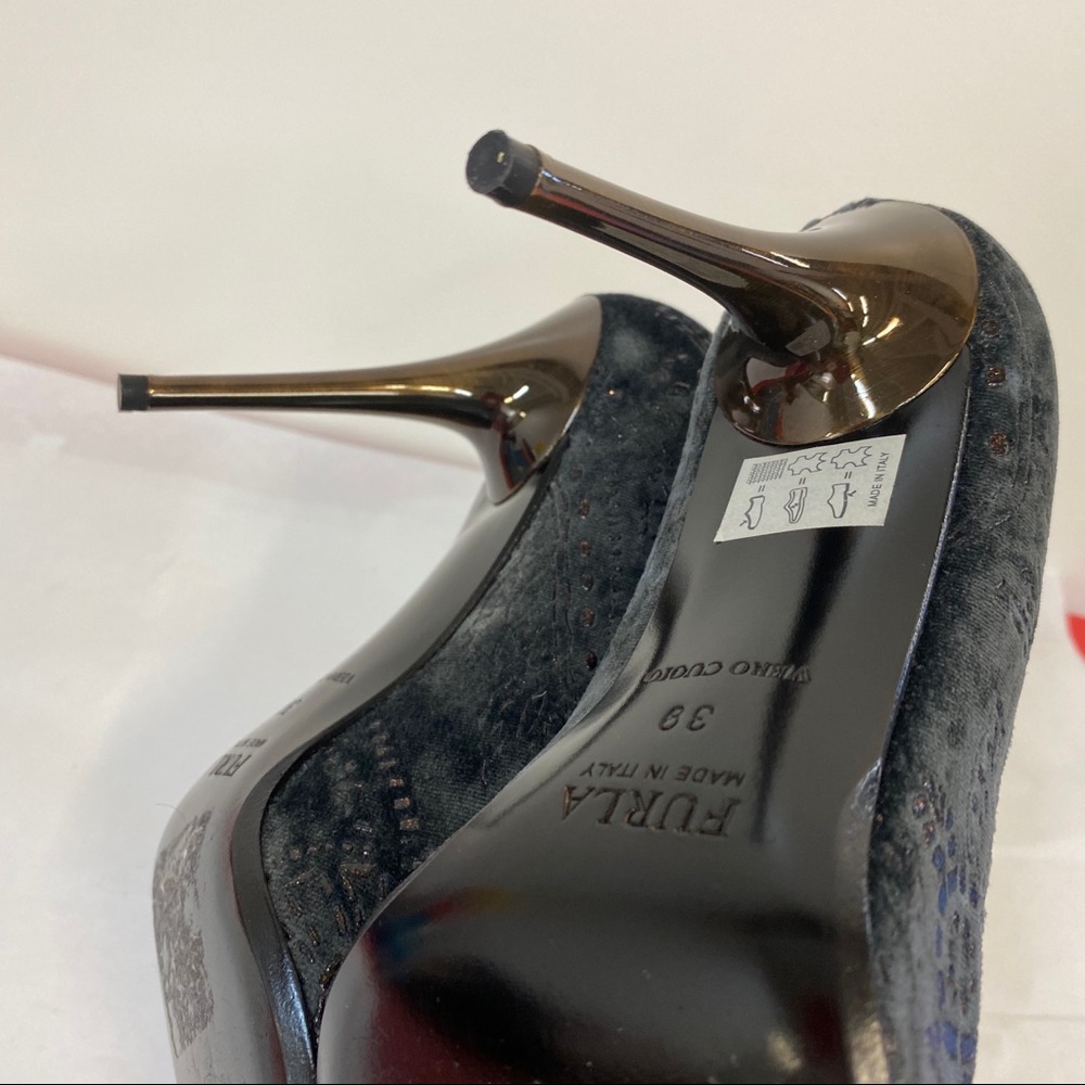 Furla Velvet Gray/Blue Pointy Toe Pumps - Picture 8 of 10